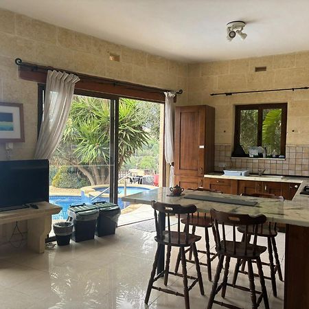 Sunny Gozo Getaway Pool & Easy Check-In Ghajn il-Kbira (Gozo) Екстериор снимка